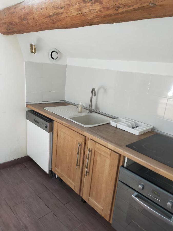 Purani Apartment Jonquieres  Exterior photo
